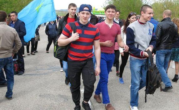 Более 500 крымских татар вернулись с Украины на полуостров 